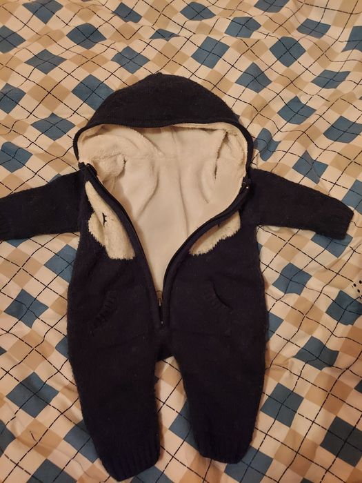 Продам вязаный комбинезон