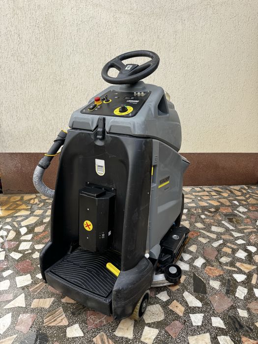 Masina de spalat, frecat, aspirat pardoseli - Karcher BR 55/40 RS Bp Pack - Necesita revizie!