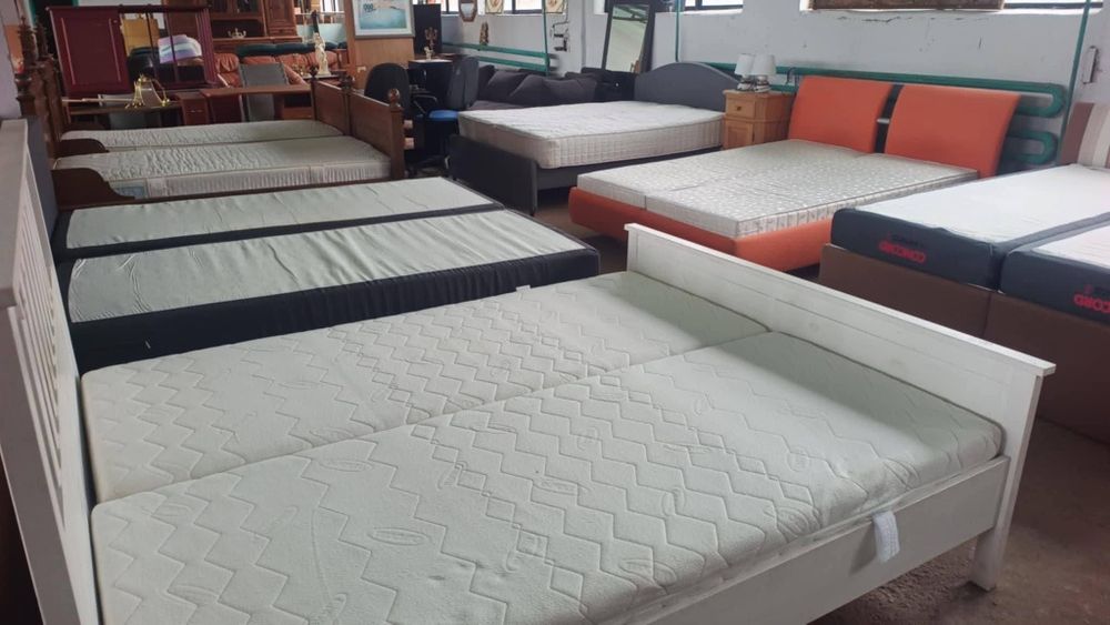 Mobila dormitor, bucătărie.