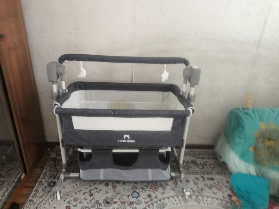 Продам детскую кроватку