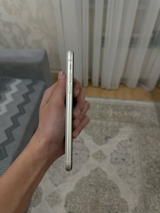 Айфон 11 128гб срочна