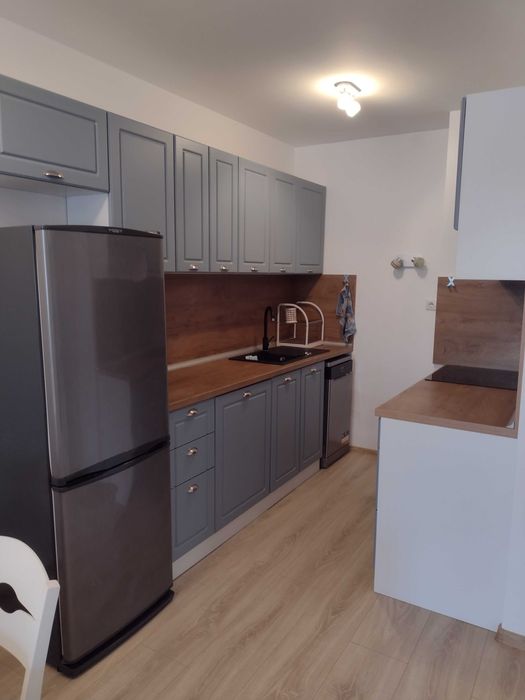 Дава се под наем Двустаен апартамент в Варна, Бриз - 71 кв.м за 847.62 € - Снимка #4