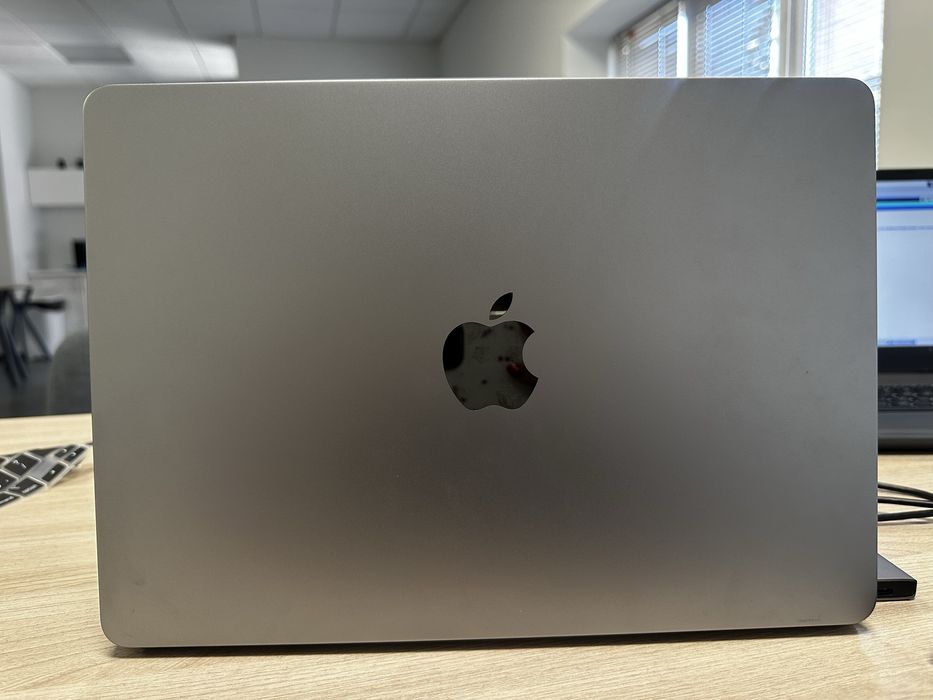 Macbook Air M2 2022