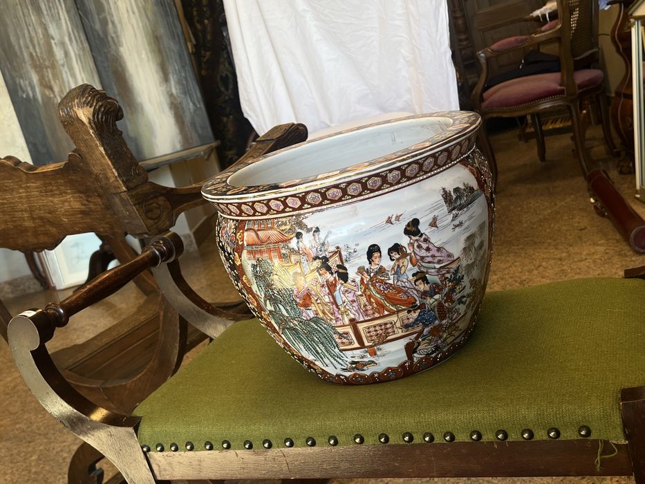 Китайска ваза