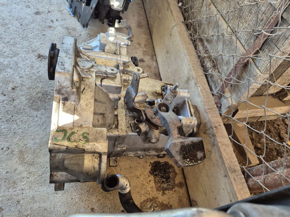 Cutie viteza vw caddy, chit volanta,bloc motor Bls