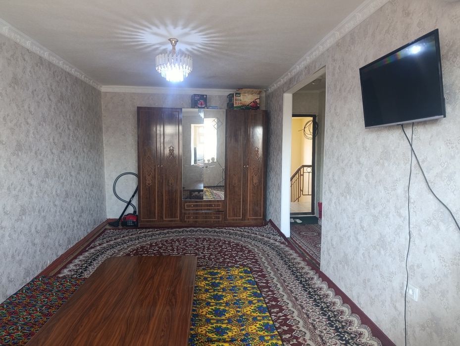 Срочно сдаётся 1комнатная квартира на 4этаже в районе Вокзала