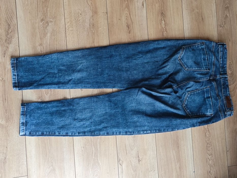Blugi Clockhouse mid rise Denim 38