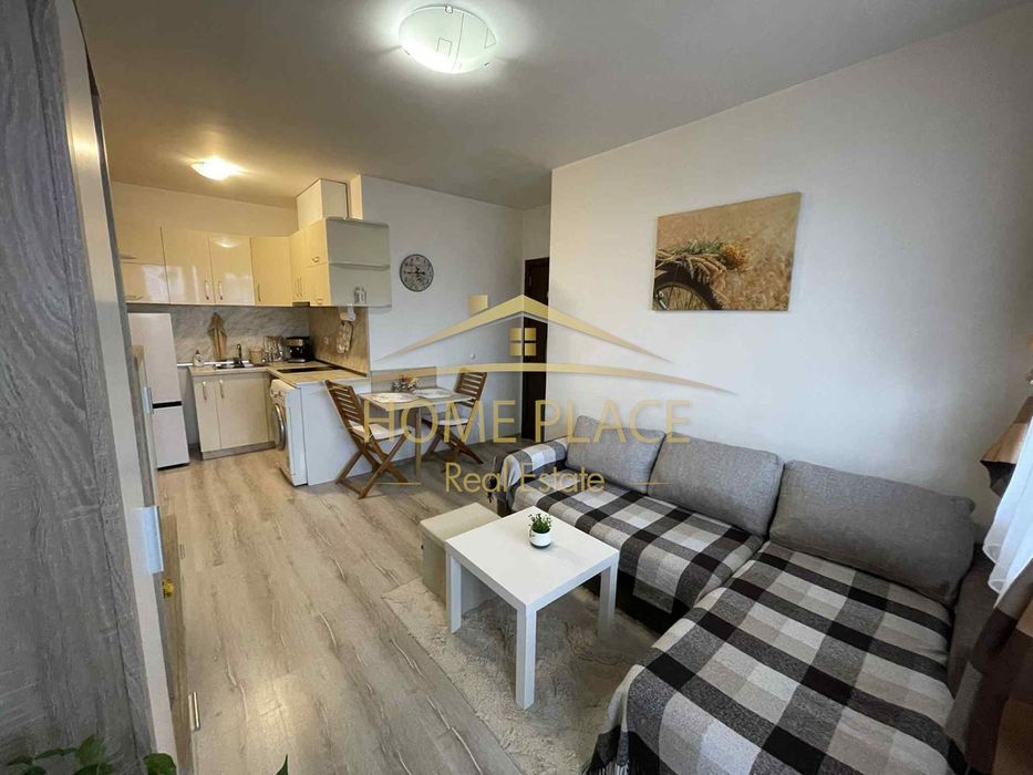 Дава се под наем Двустаен апартамент в Варна, Изгрев - 52 кв.м за 448.8 € - Снимка #2