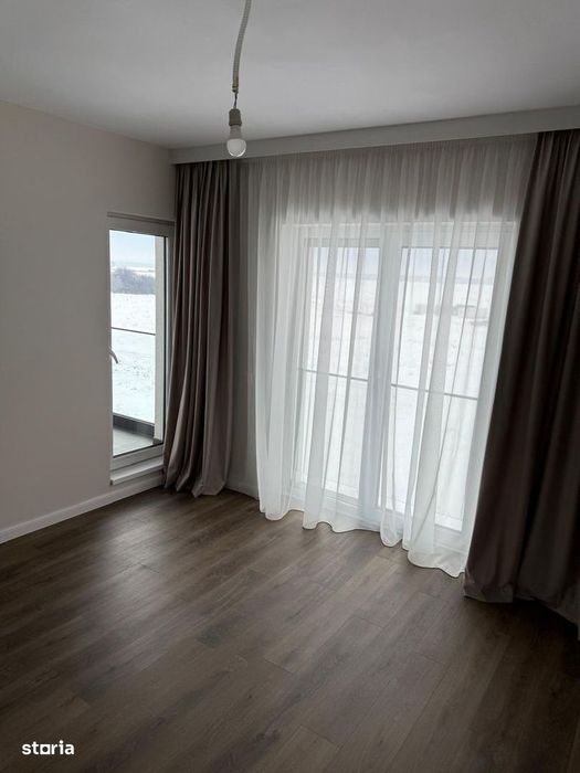 Apartament NOU,cu 3 camere,balcon, complet mobilat si utilat - Stanca