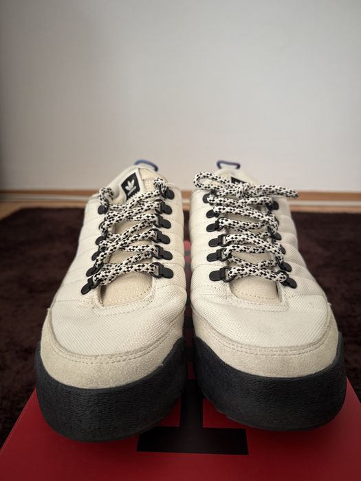 Vand ghete low Adidas Blauvelt