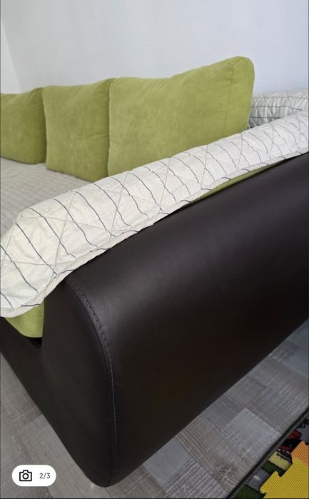 Vând canapea extensibilă living