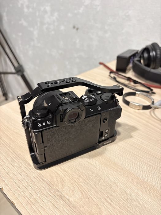 Продам Камеру Fujifilm X-S20