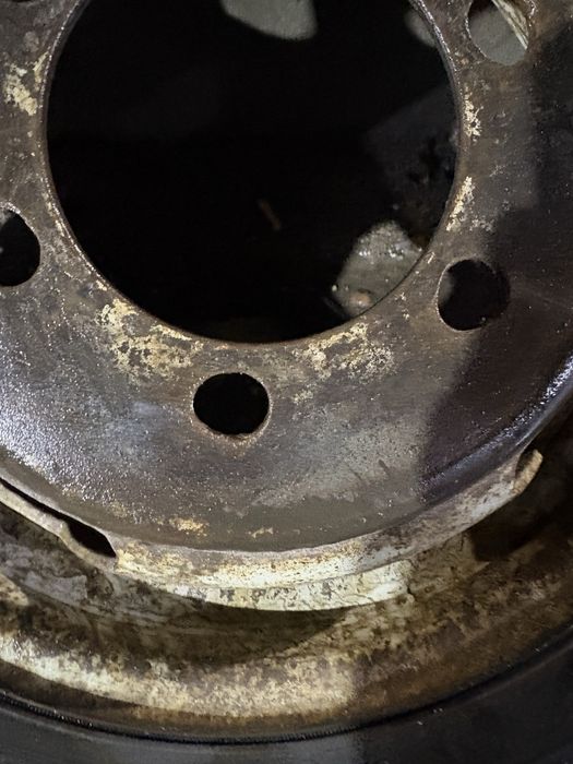 Продам диск с покрышкой