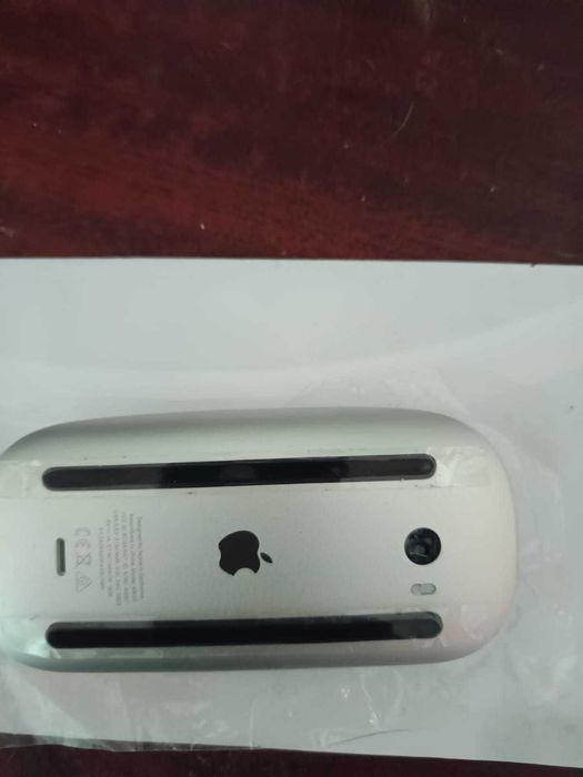mouse apple A1857
