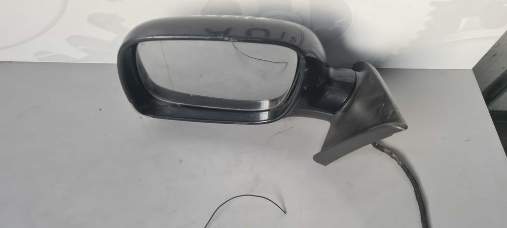 Огледало VW Touareg 2005г.