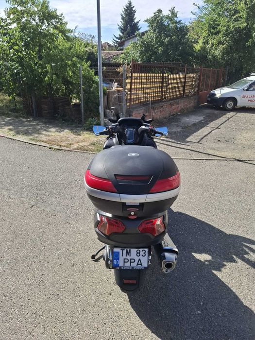 Suzuki burgman 650