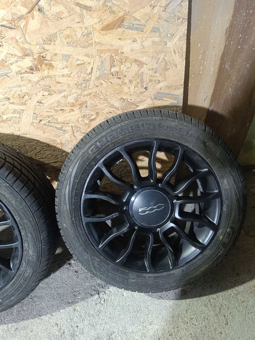 Джанти с гуми за Фиат 500