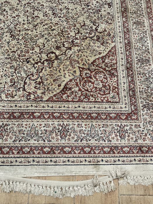 Продам ковер 2,5*3,5