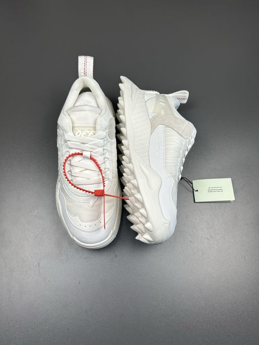Off  White  odsy