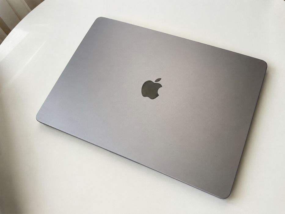 Macbook air m2 2023