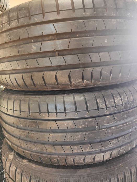 2бр. летни гуми 225/40/19 Pirelli