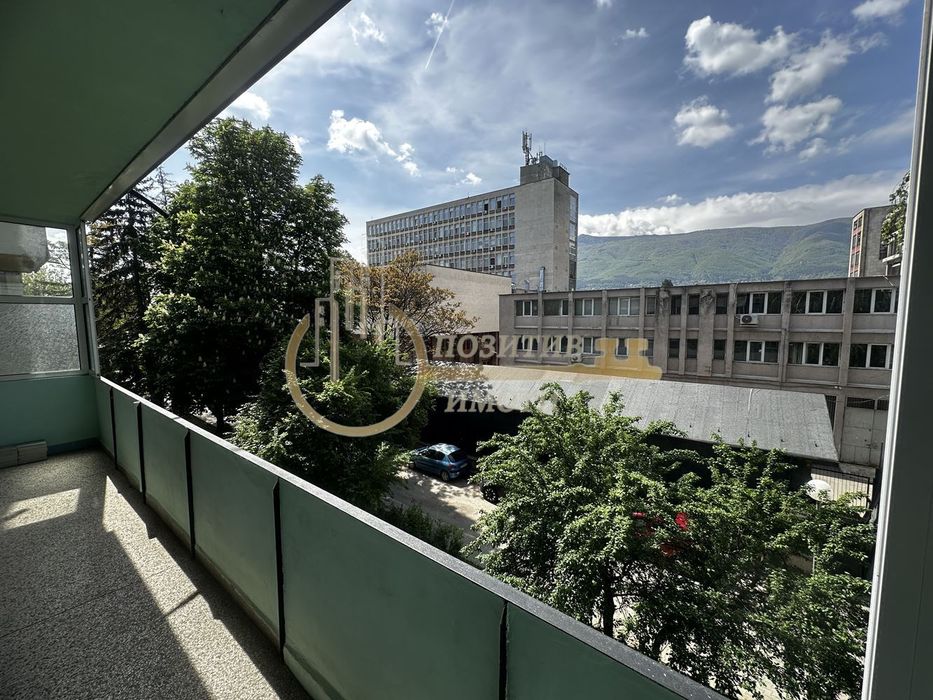 3-стаен в София-Бъкстон площ 80 цена 240000