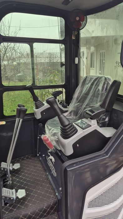 Miniexcavator 1.8 tone
