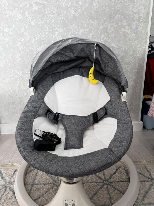 Люлка качалка шезлонг автомат