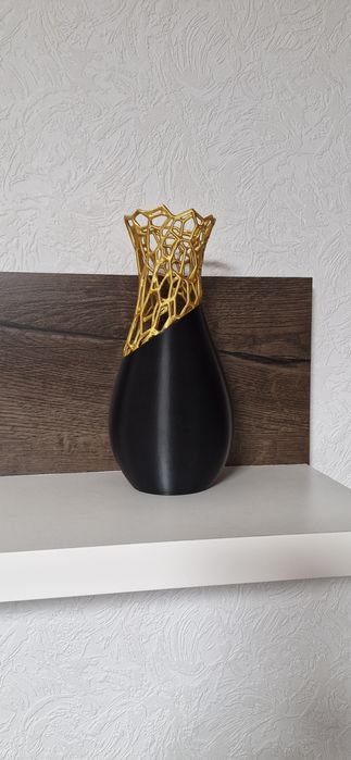 Decoratiuni casa  statuie cuplu/ vaza