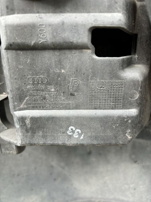 Оригинална задна броня за Audi A4 B8