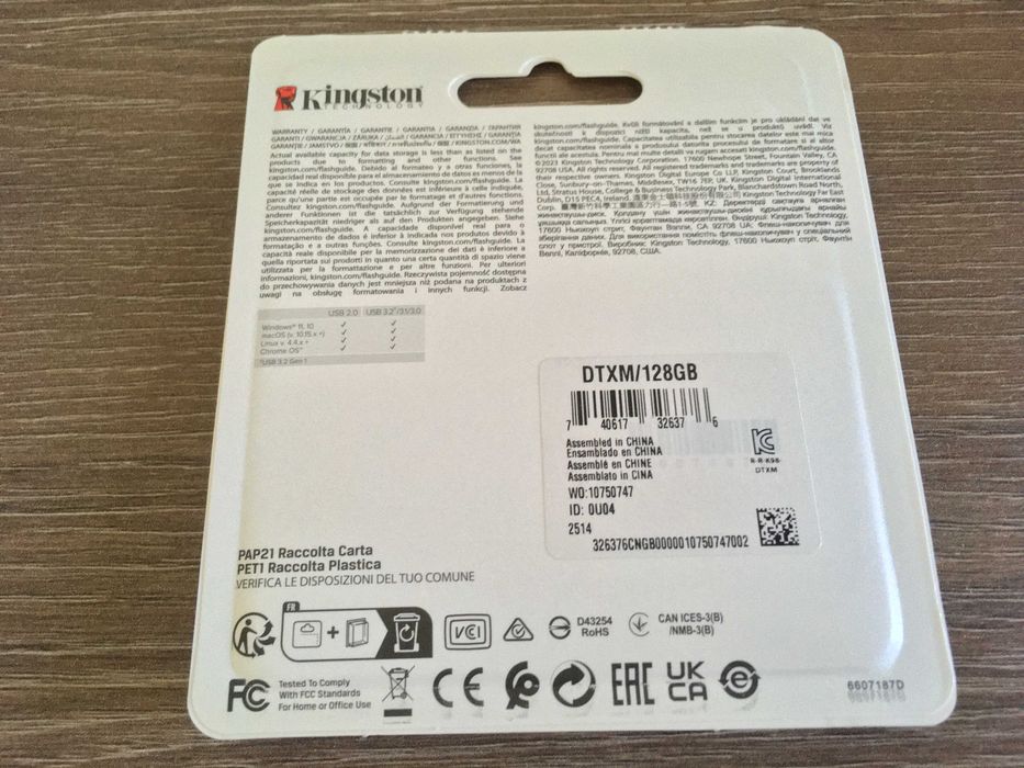 stick 128 gb memorie usb 3 Kingston, nou sigilat, garantie 5 ani