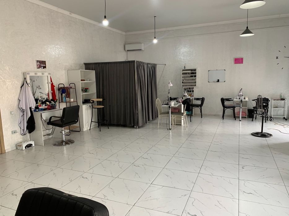 Сдается помещение в центре село Шамалган.