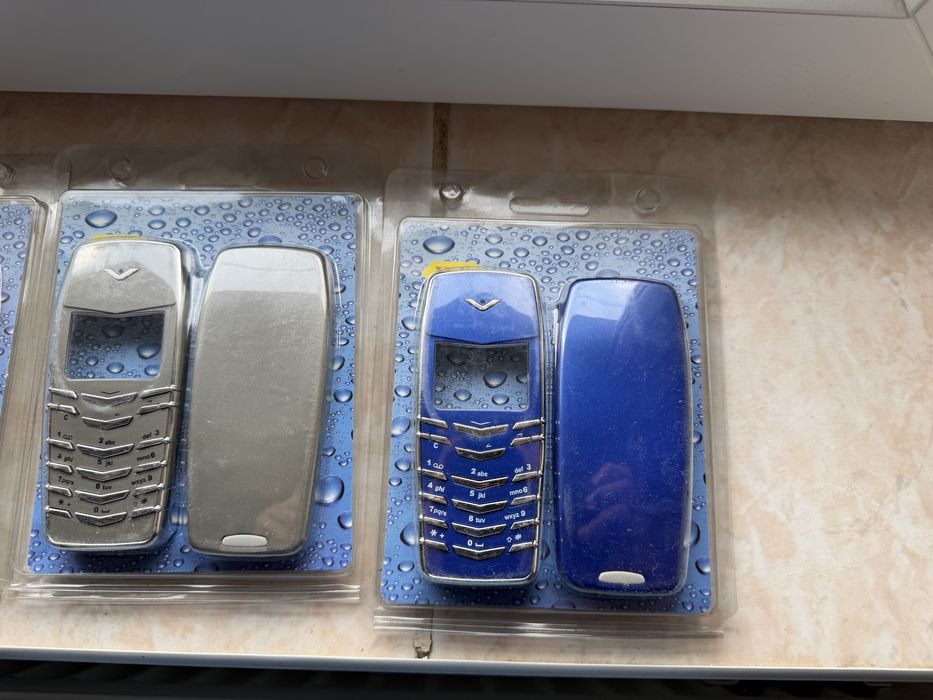 Lot carcase pentru Nokia 3310/3330! Noi!