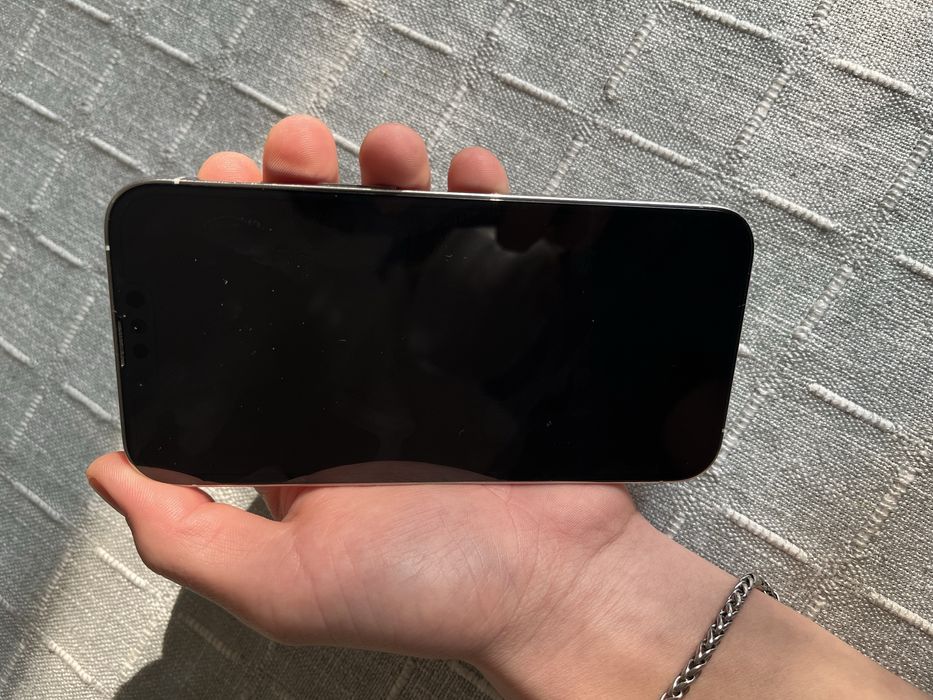 Iphone 13 pro srochno KH/A