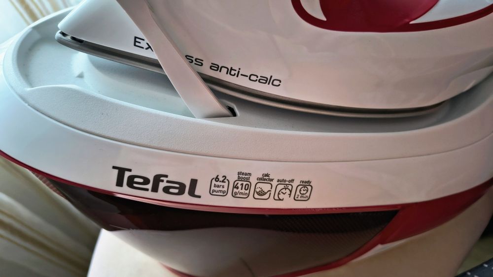 Statie de calcat Tefal Express Anti-Calc SV8030E0 , 2800 W, 6.2 bari,