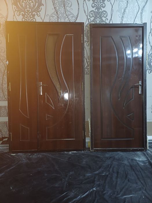 Eshik sotiladi holati yaxw