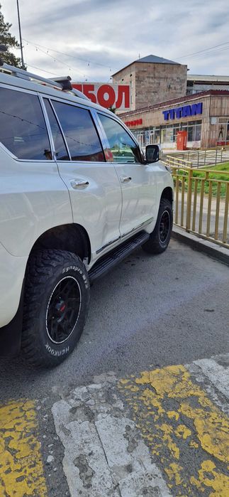 Шины М\Т  Хенкук! 265\70\17