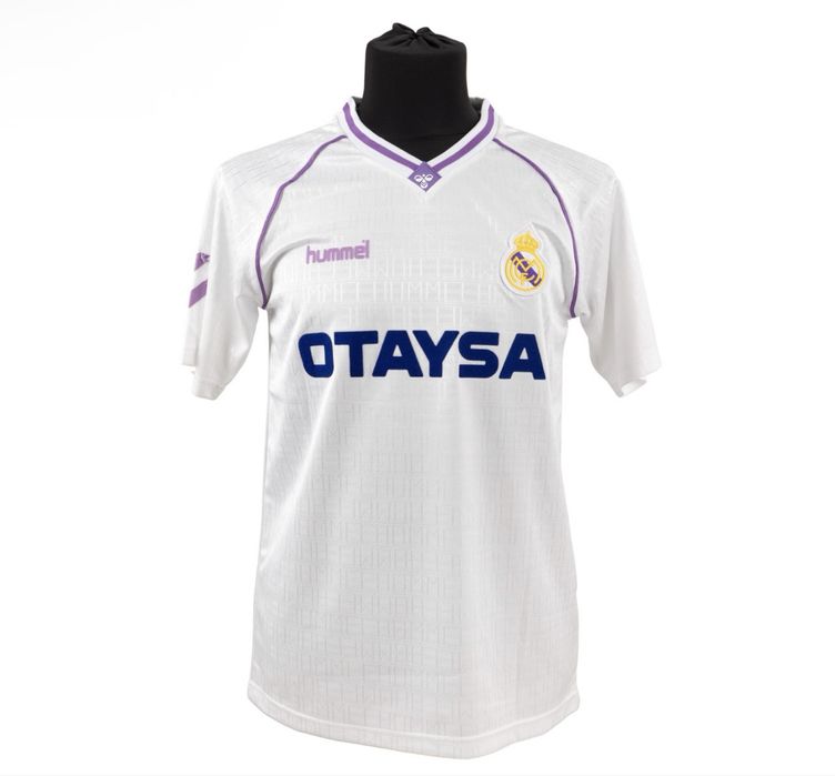 Tricou cu autograf Gheorghe Hagi - inramat