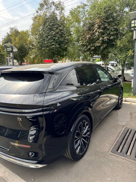 Zeekr 7 X 2024 yil fulli bez dop opsiya