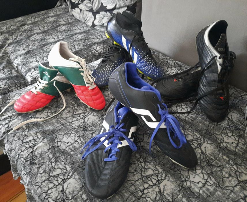 Бутонки за футбол