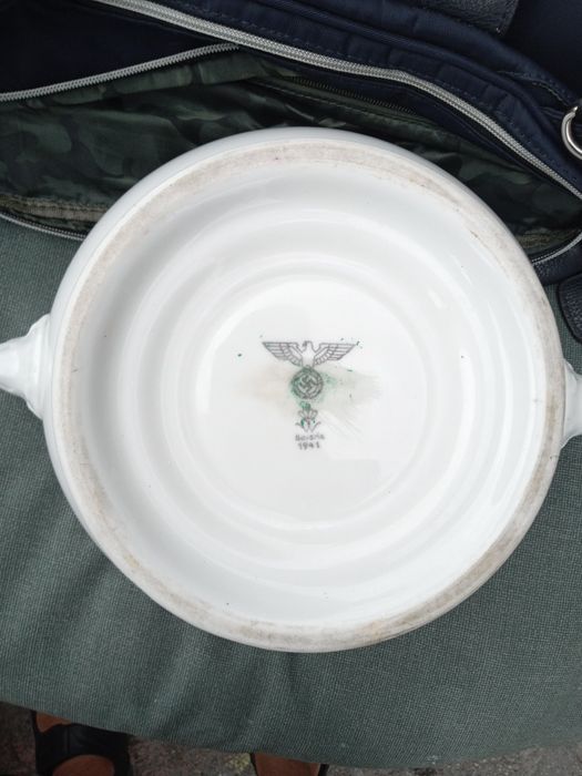 Продам супница Третьего рейха.