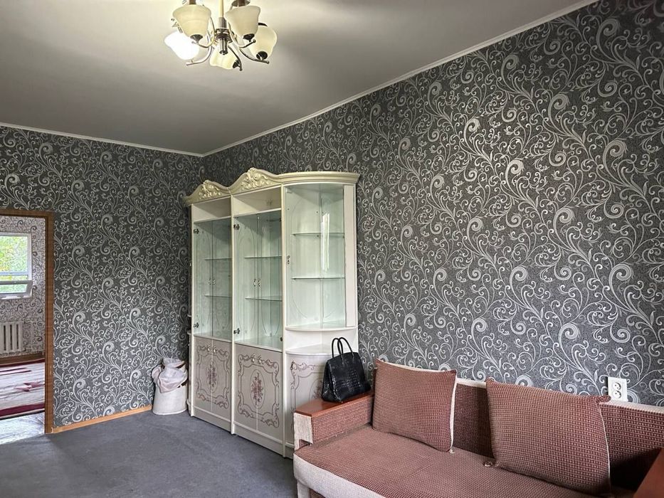 2 комнатная квартира в ТТЗ-1 Мирзо-Улугбекском районе