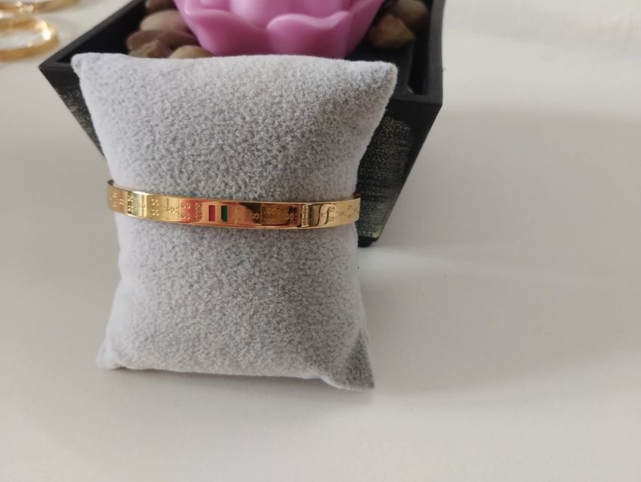 Нежни красиви подходящи за всяка дама