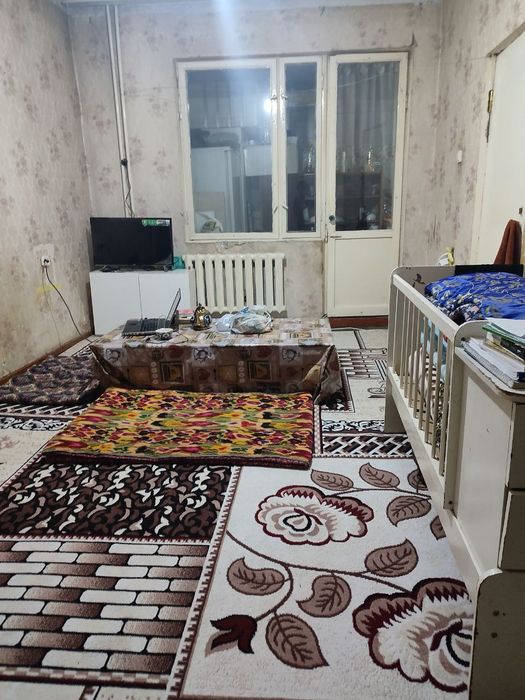 Юнусобод-6 1 комнатная квартира 1 етаже