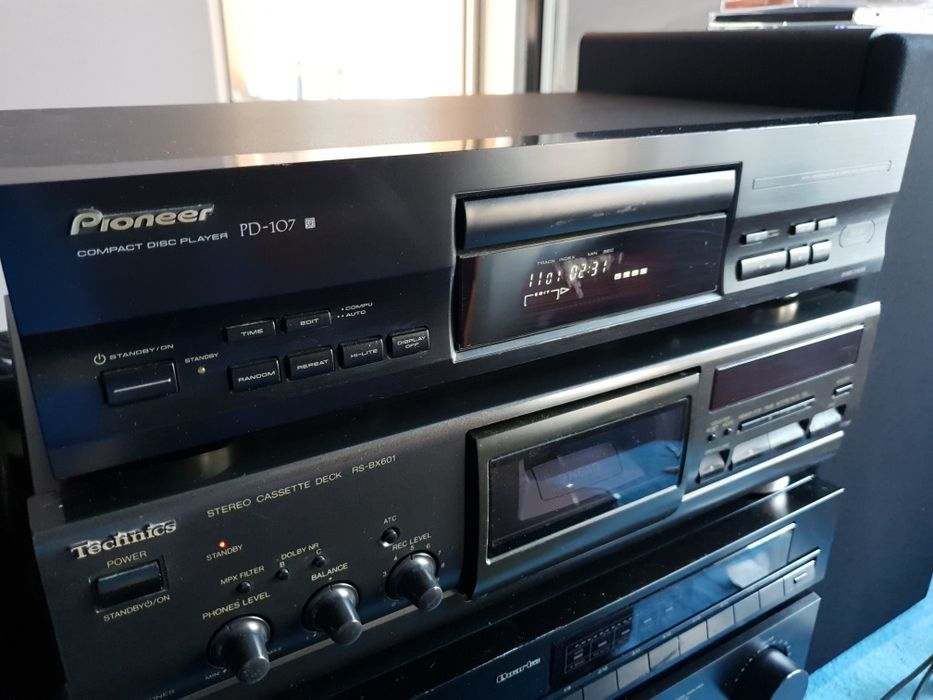 Pioneer PD-107 CD player