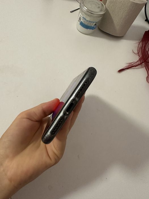 iphone 11,foarte functional ,mai multe detalii in privat