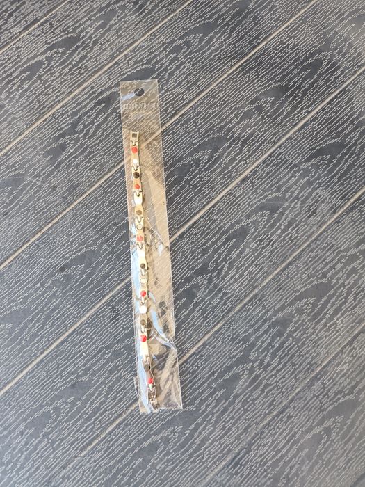 Магнитно-минерална гривна за нормализиране на кръвното налягане