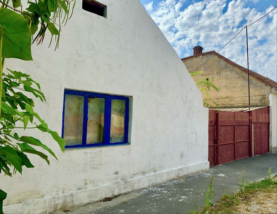 Teren generos cu două case și utilități complete, în Pârneava – strada Clujului, Arad
