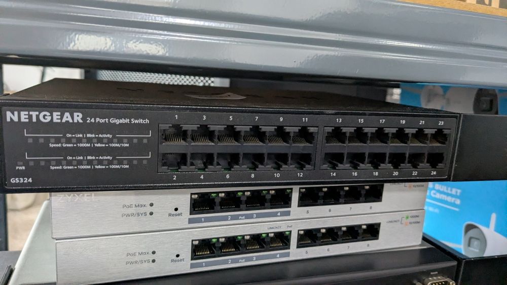 Switch cu 24 și 48 porturi gigabit, Poe și non Poe cu și fără manageme