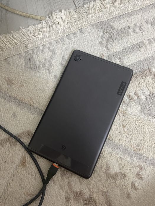 Lenovo планшет ПРОДАЮ СРОЧНО